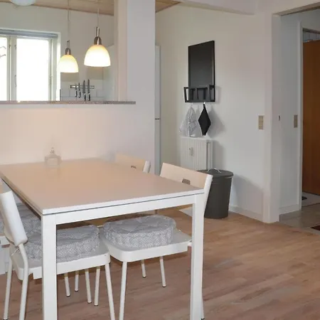 One-bedroom In فاردي