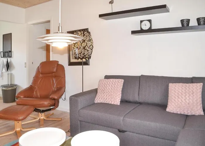 One-bedroom In Apartment